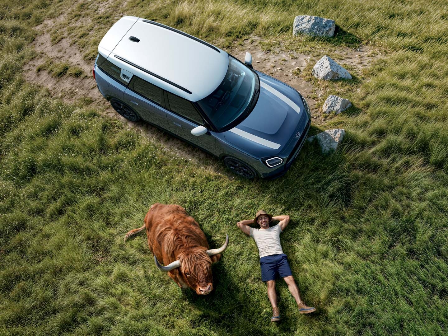 Man sitting in a MINI contacting Roadside Assistance